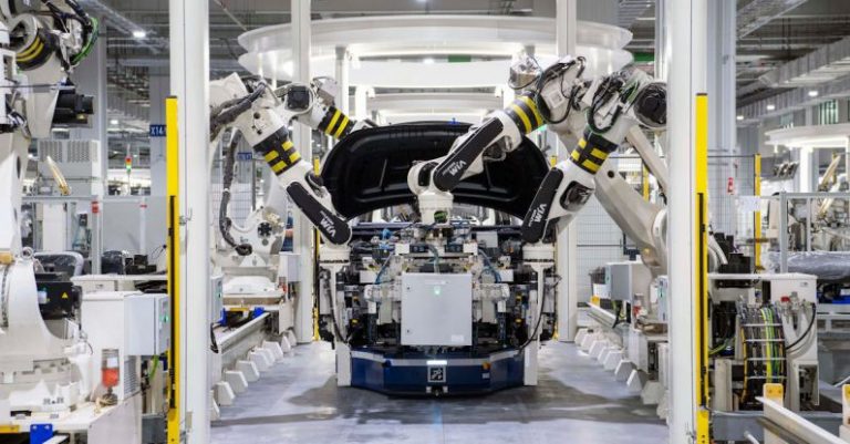 Automation Insights - Assembling Machines in Factory